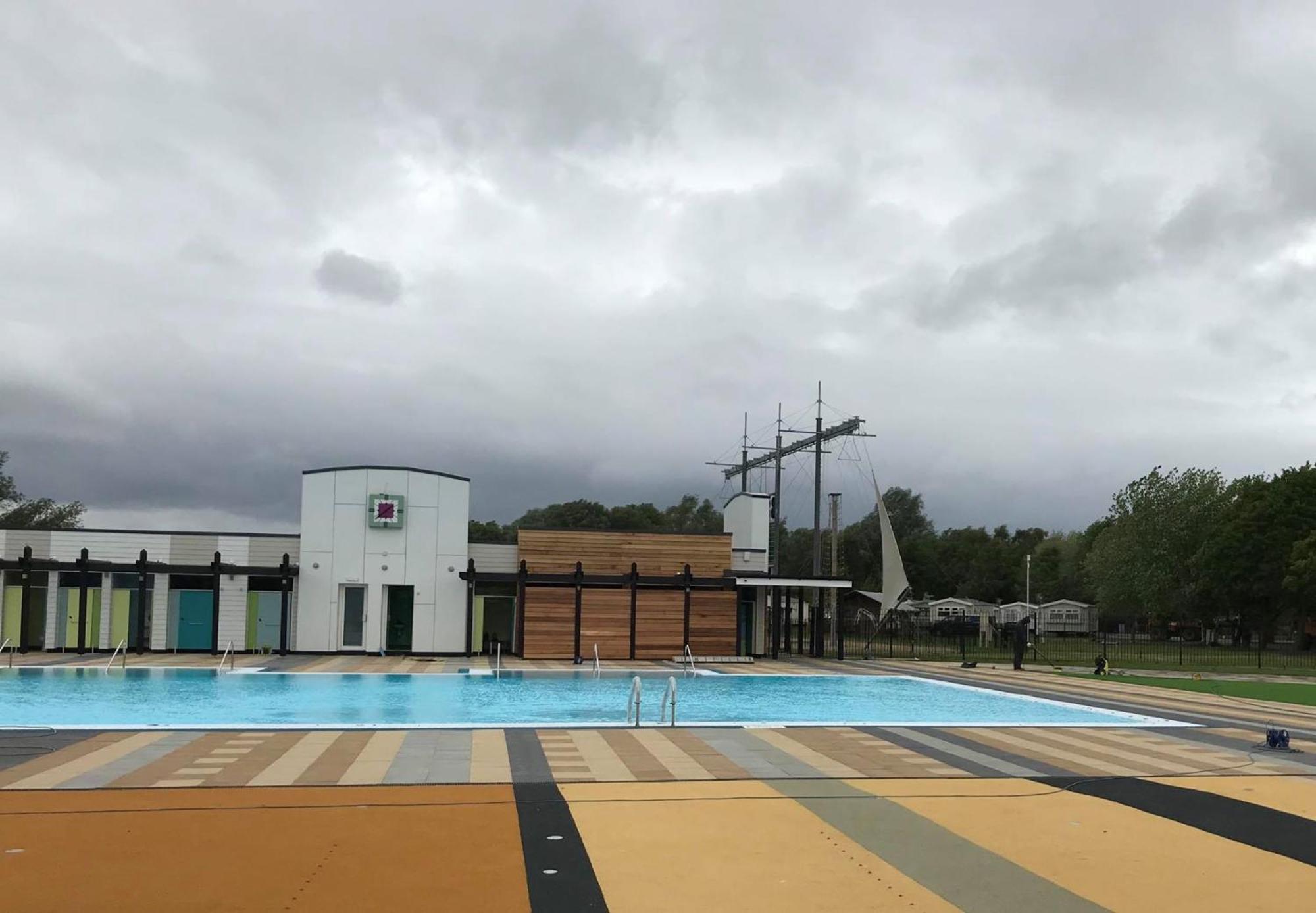 Muscovy Lodge With Hot Tub At Tattershall Lakes Country Park Exterior foto
